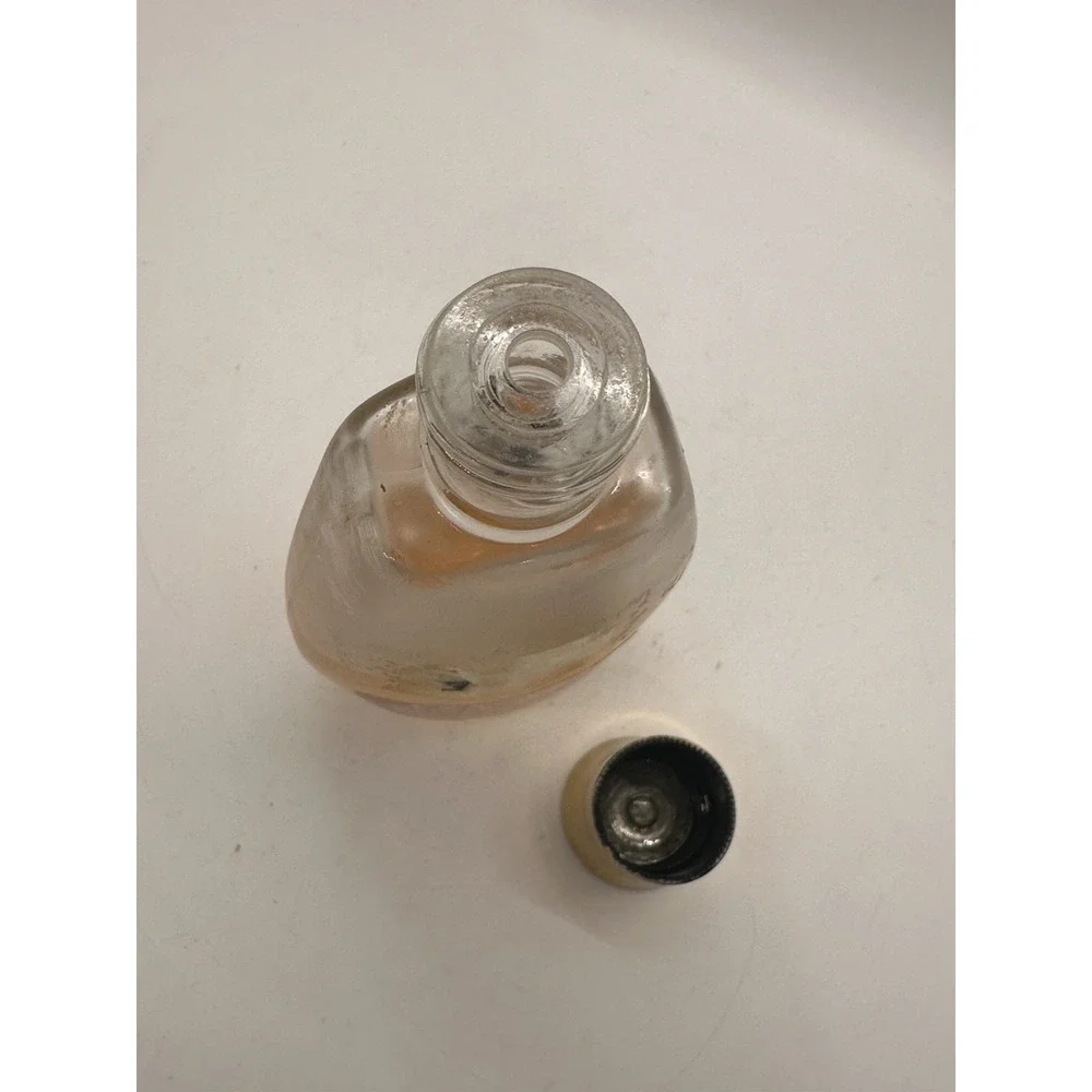 Vintage Yardley Red Roses After Bath Freshener 4oz Glass Bottle Gold‎ Cap